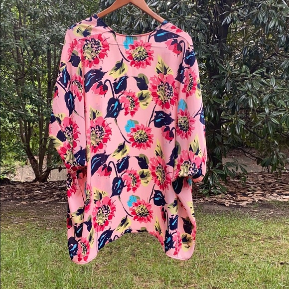 Floral Kimono - Picture 3 of 4